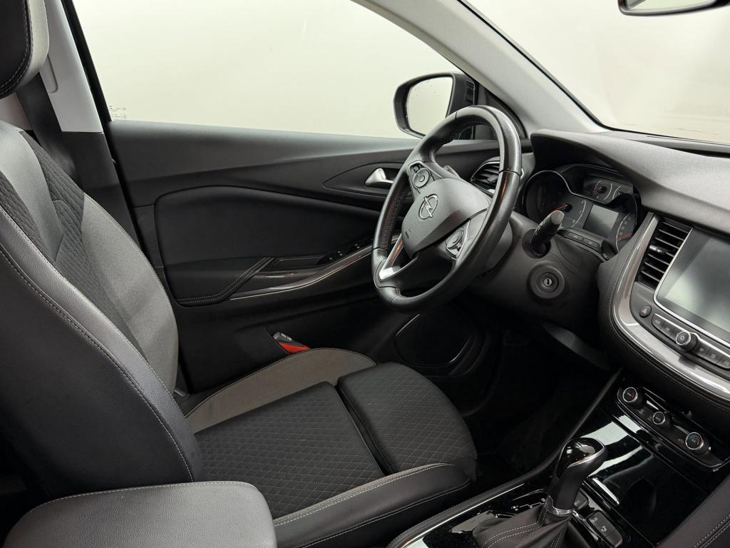 Opel Grandland X occasion 1.2 turbo 120 jaar edition | zwart | tweedehands 