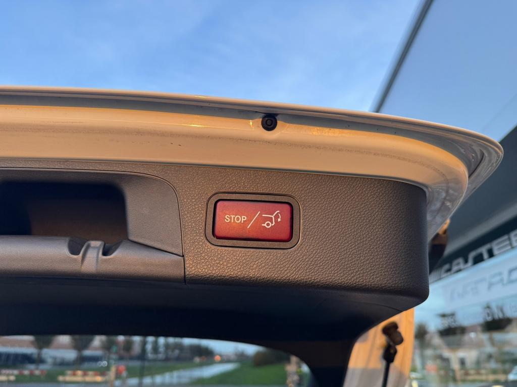 Mercedes-Benz Glc 300 4matic amg line night-pakket panorama schuifdak , dis