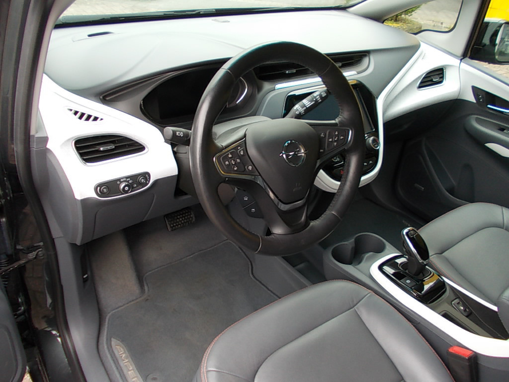 Opel Ampera-e navi, cr.control, leer, stoelverw., stuurverw