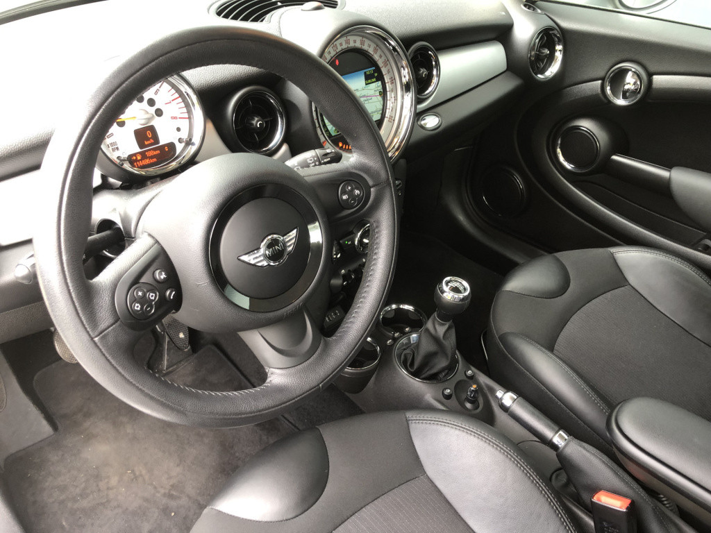 Mini One mini 1.6 holland street navigatie 3-drs