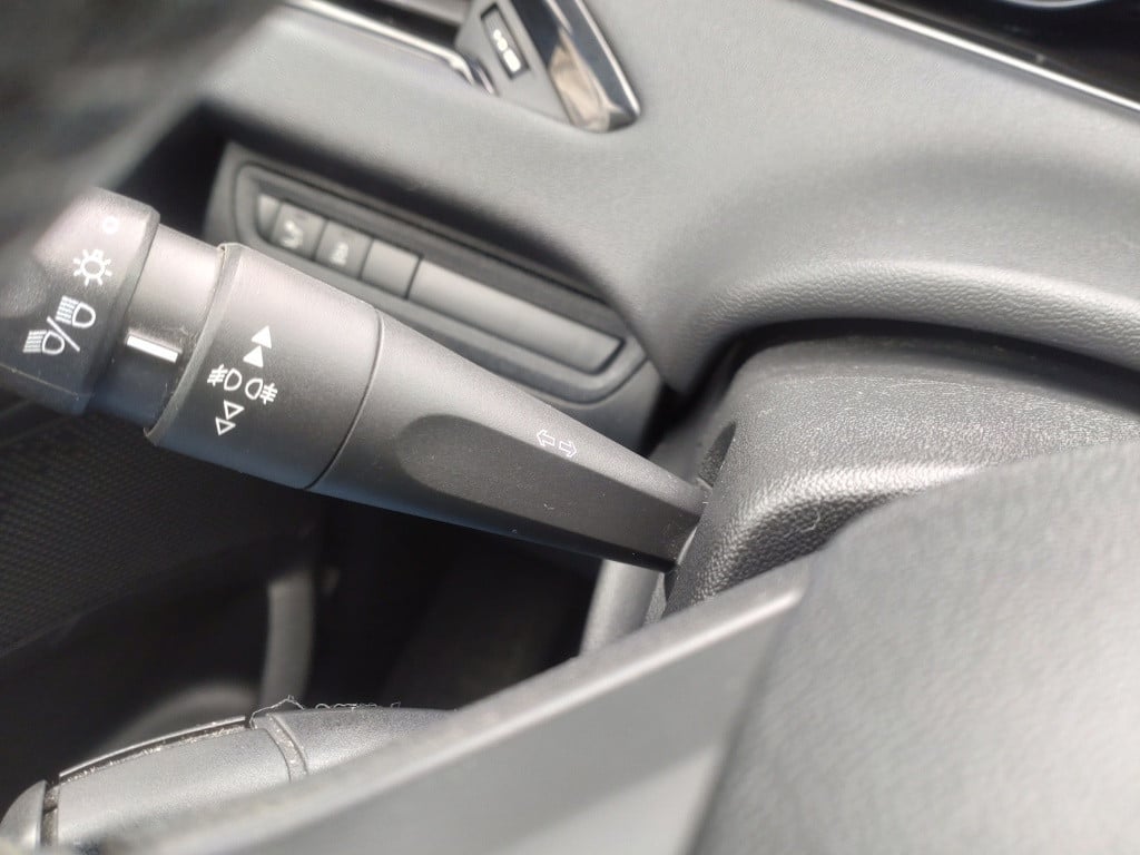 Peugeot 208 1.2 vti urban soul