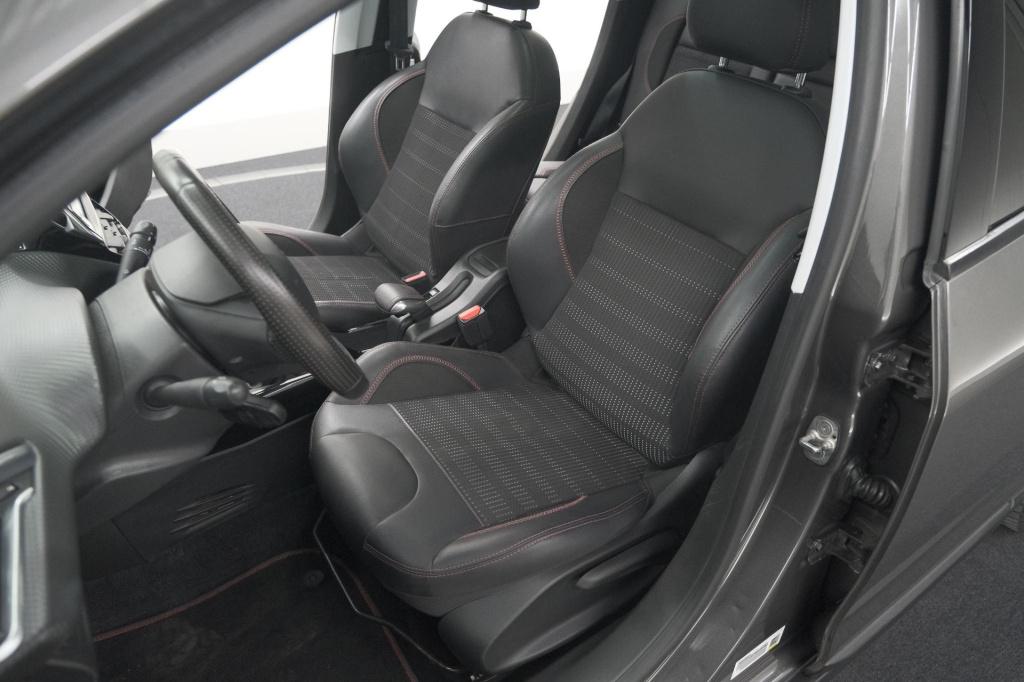 Peugeot 2008 puretech 130 gt-line | allseason banden | panoramadak | apple 