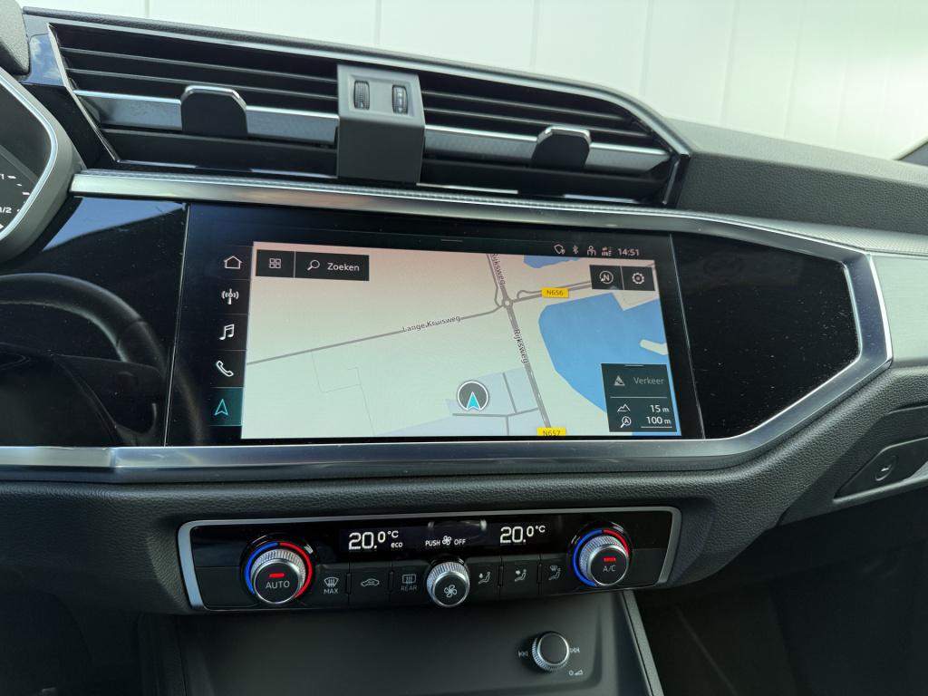 Audi Q3 sportback 35 tfsi 150pk s-edition s-line | trekhaak