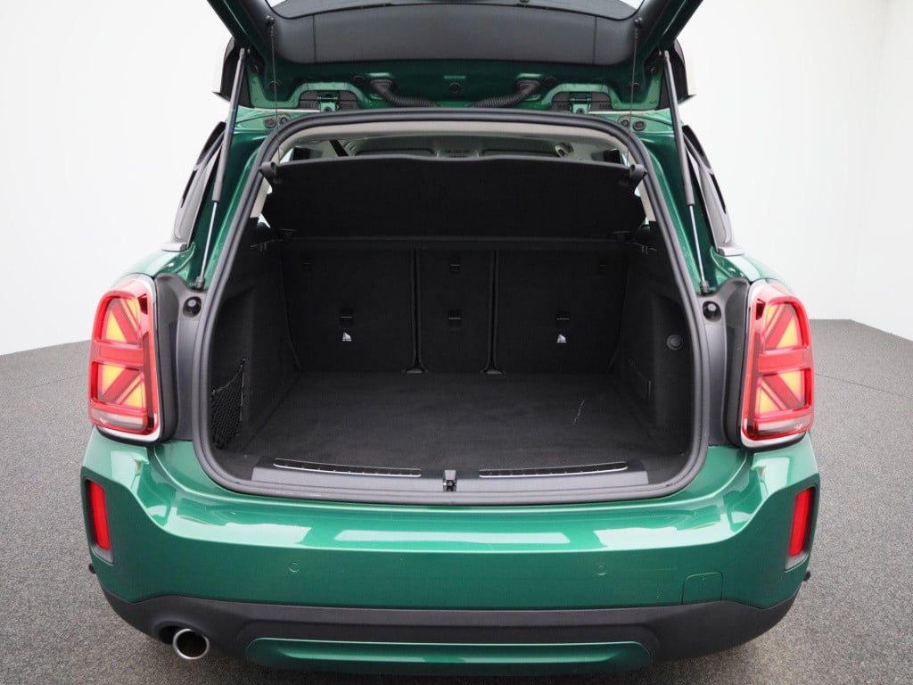 Mini Countryman 1.5 cooper business edition | automaat | lage km stand | ac