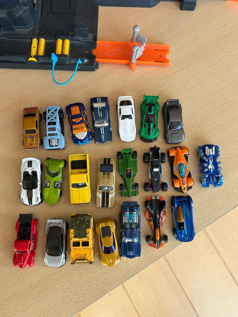 Hot Wheels grote garage inclusief auto's