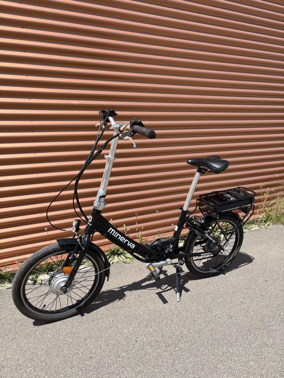 Nette elektrische vouwfiets Minerva