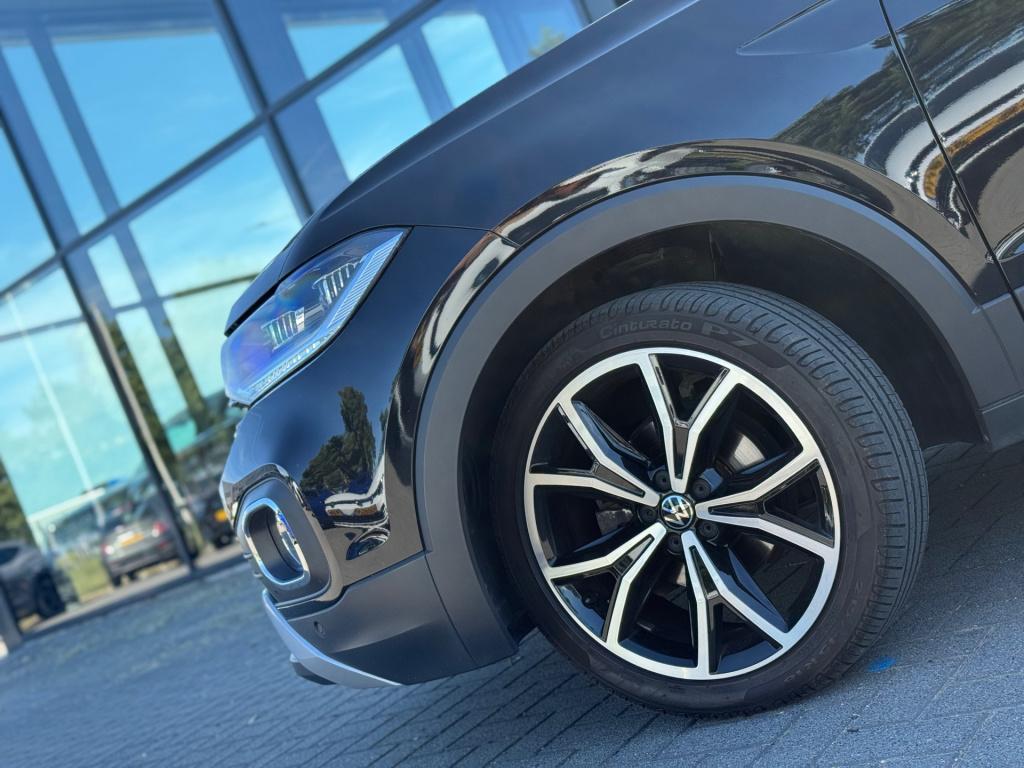 Volkswagen T-cross 1.5 tsi style * 150 pk * camera * stoelverwarming * clim