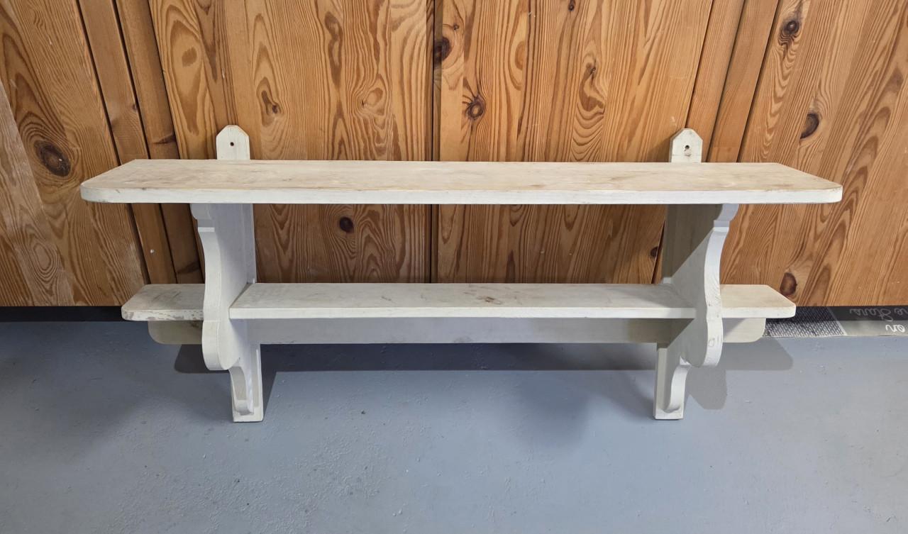 Landelijk houten wandrek