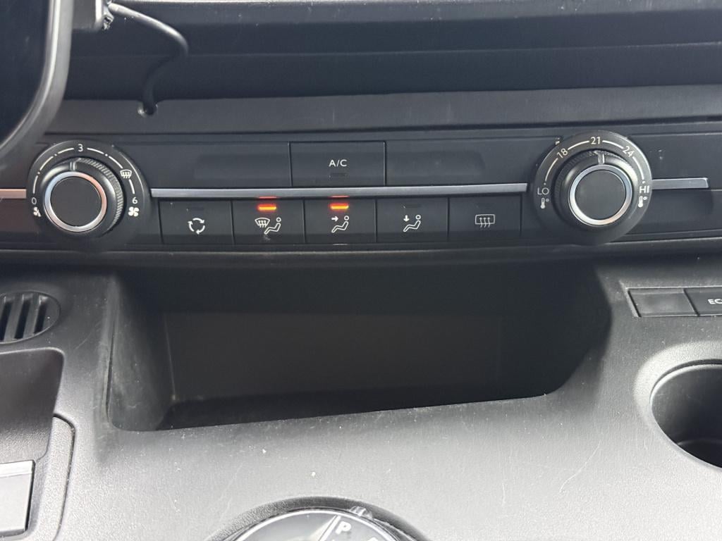 Peugeot Partner 1.5 bluehdi premium | trekhaak | navi | carplay | camera | 