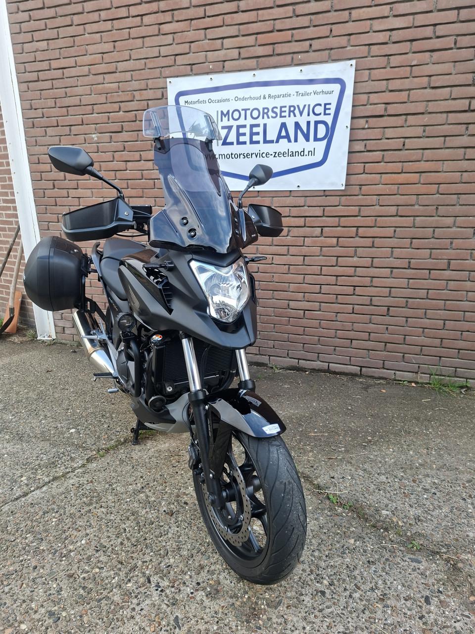 Honda NC 750X (Bomvol opties!)