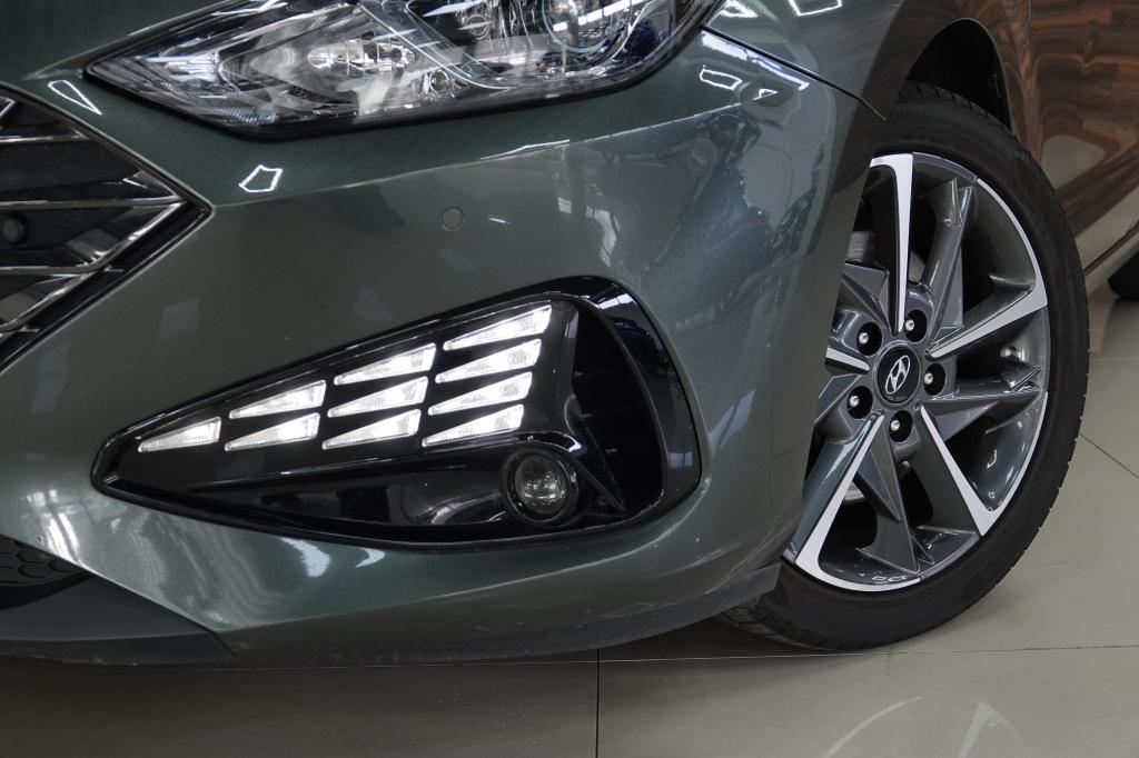 Hyundai I 30 1.0 t-gdi mhev | camera | cruise | carplay | pdc |