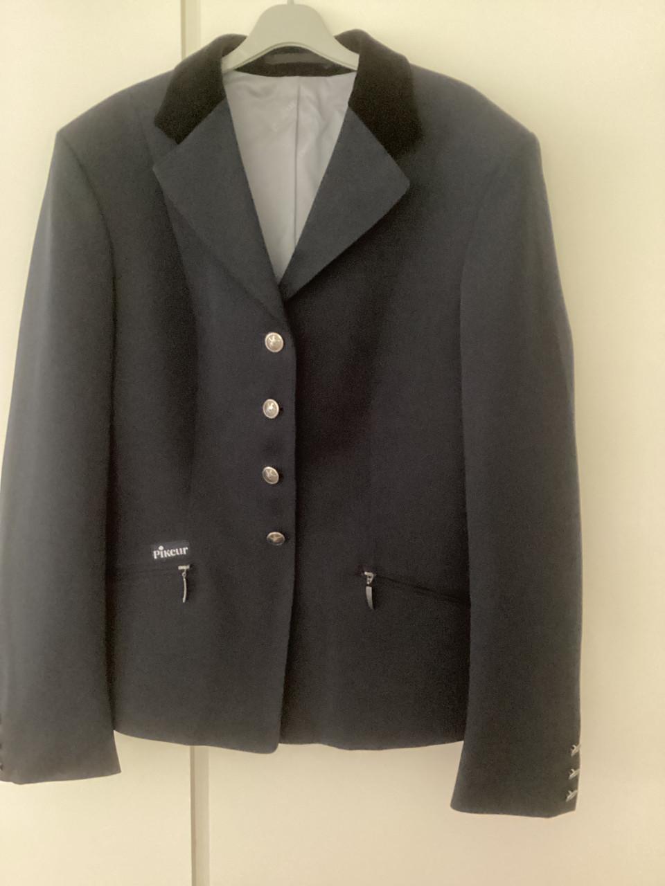 Te koop Pikeur  paardrijjasje + witte paardrijbroek