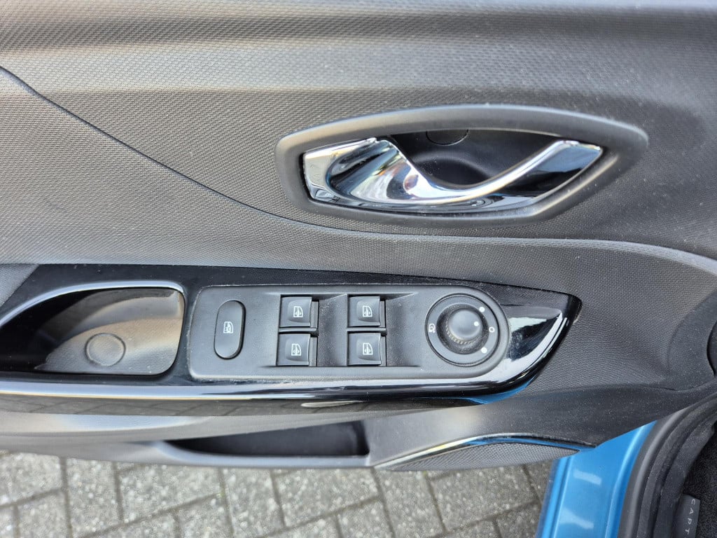 Renault Captur tce 120 edc automaat dynamique all season, camera, trekhaak,
