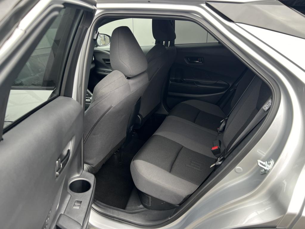 Toyota C-hr 1.8 hybrid 140 dyn