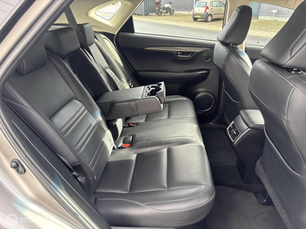 Lexus Nx 300h awd luxury line