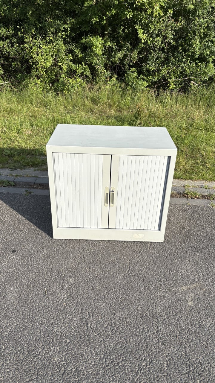 Roldeurkastje archiefkastje
