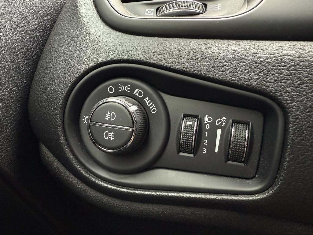 Jeep Renegade 1.0t limited // stoel en stuurverwarming // carplay //