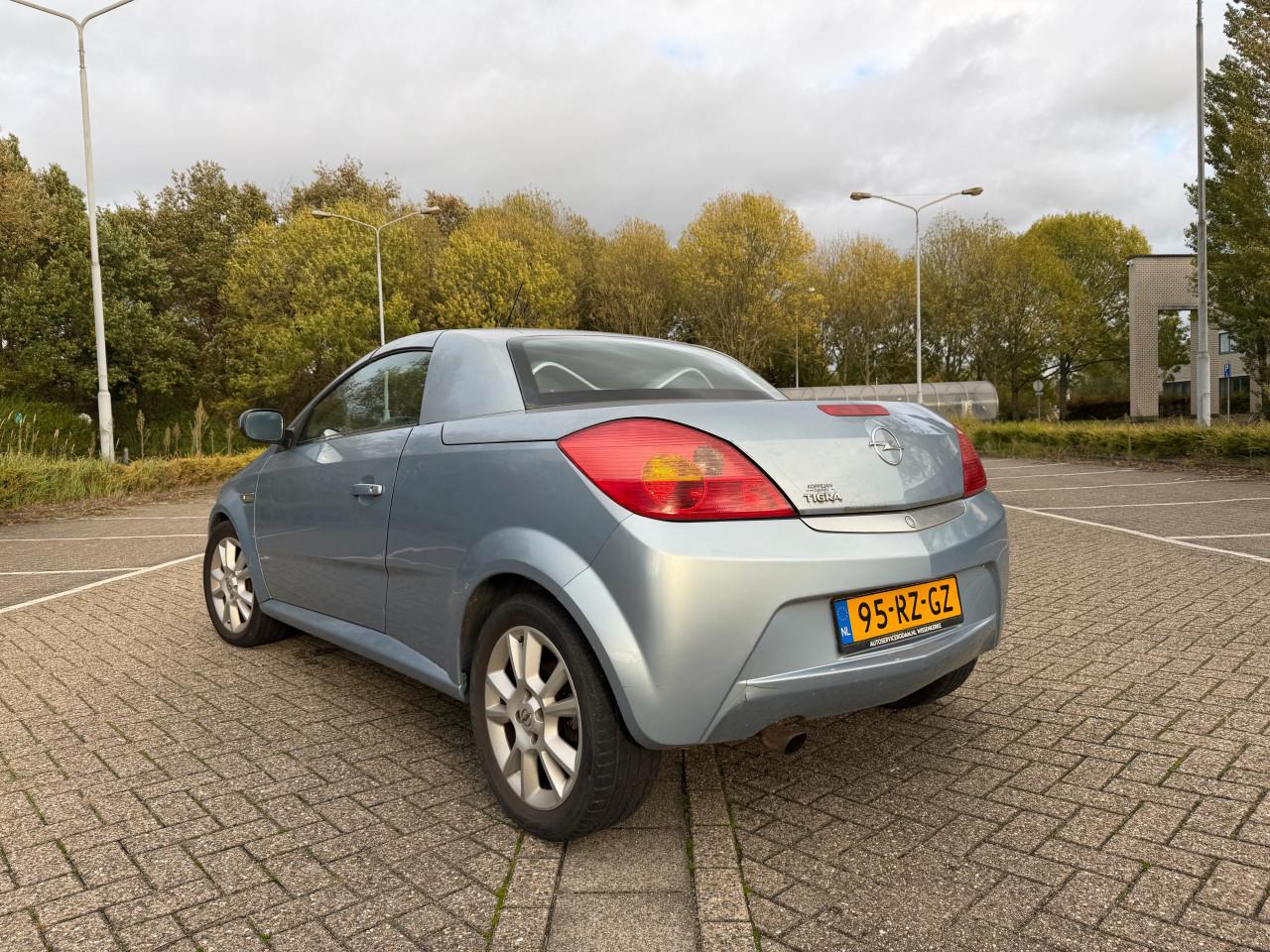 Opel Tigra TwinTop 1.4 | Apk| Nap | Airco | Cabrio | Lage KM