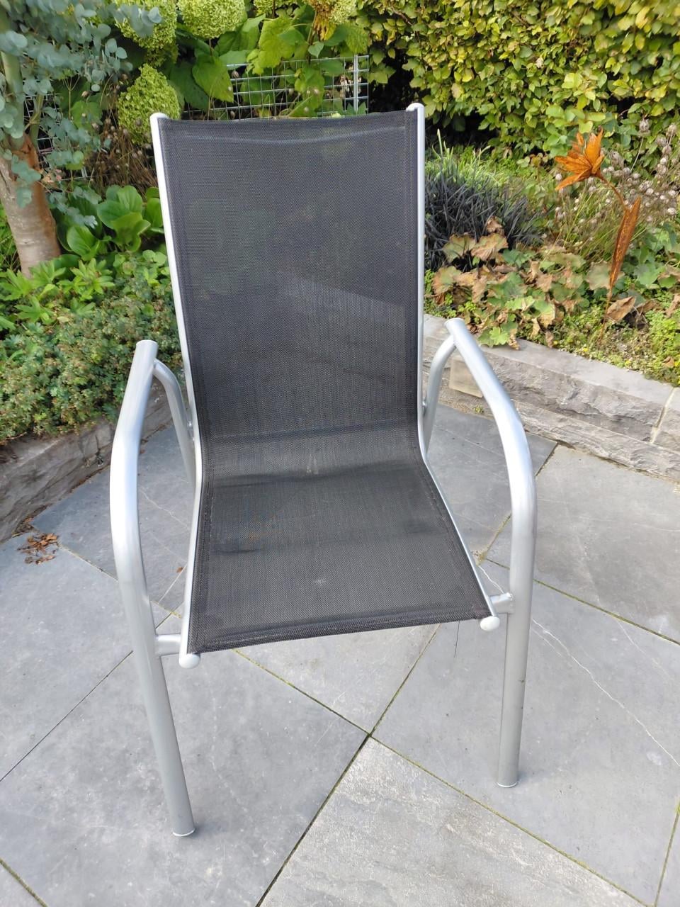 4 Fijne stoeltjes ( bijzet stoelen )