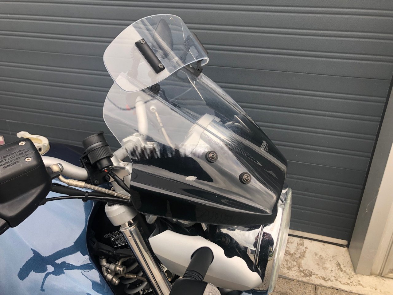 ***VERKOCHT*** BMW R1150R Twinspark uit 2006 met 29dkm, 3 koffers €3250,-