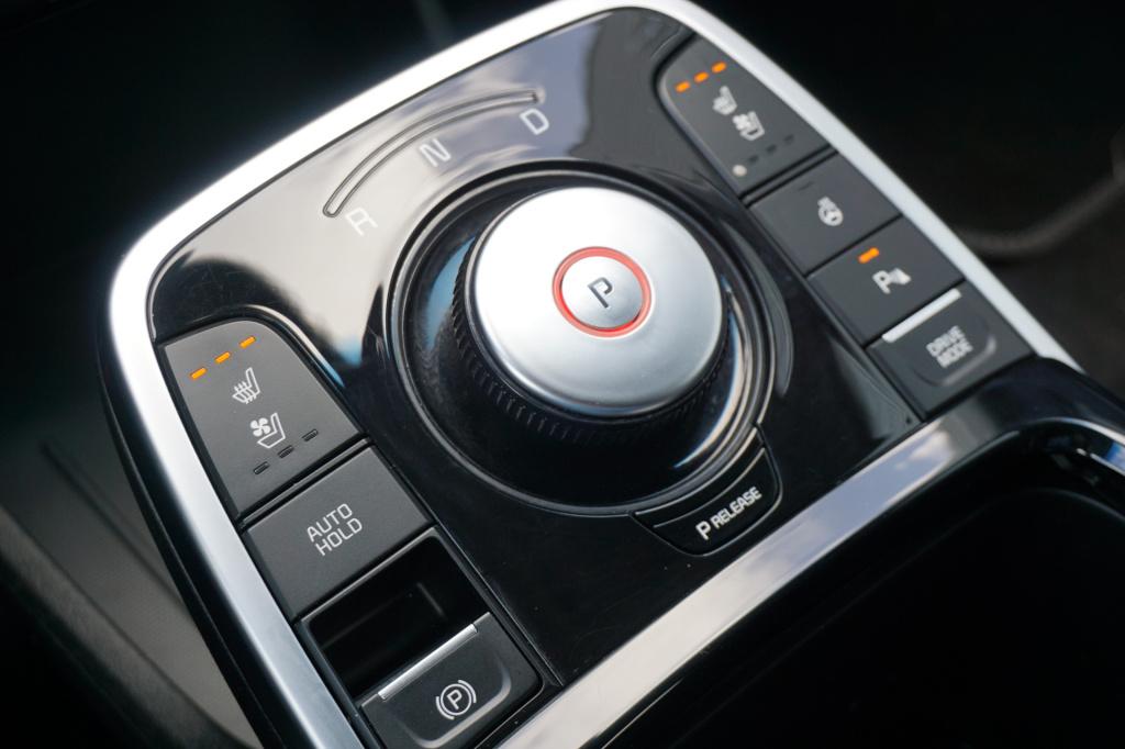 Kia E-niro executiveline 64 kwh climate / navi / cruise / leder / stoelverw