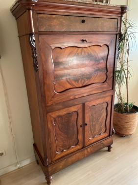 Antieke secretairekast
