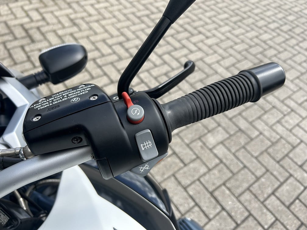 Stoere BMW R1150R Rockster uit 2004 met 36dkm, Twin-Spark mét ABS €2995,-