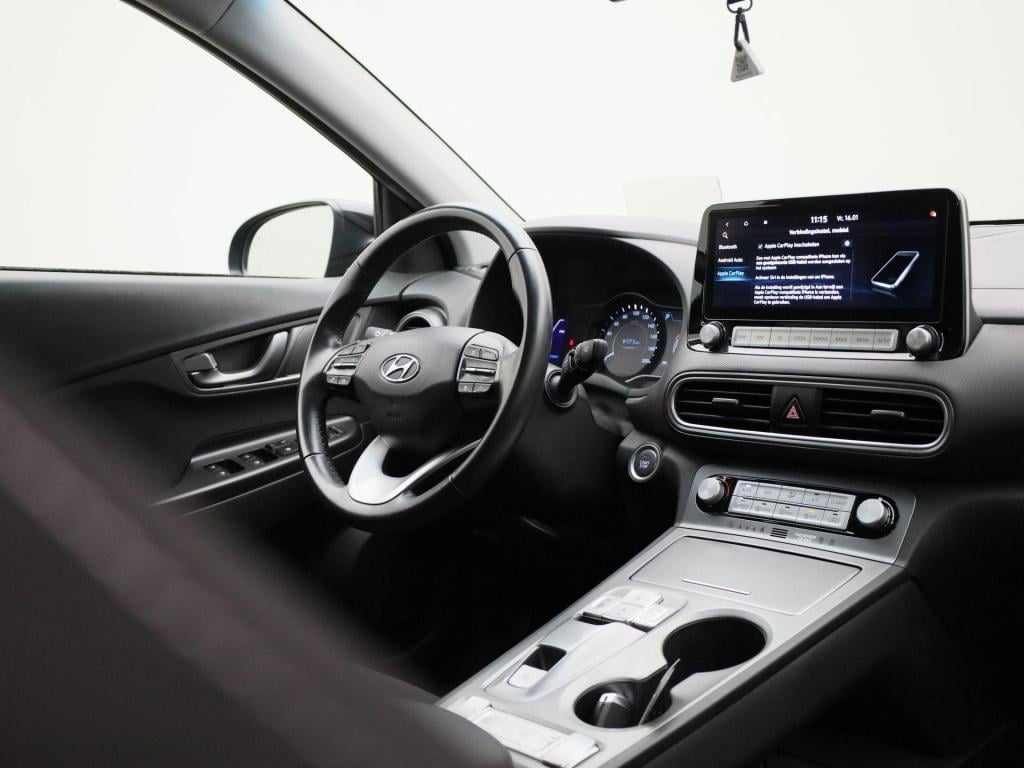 Hyundai Kona ev fashion 64 kwh | automaat | navigatie | heads-up display | 