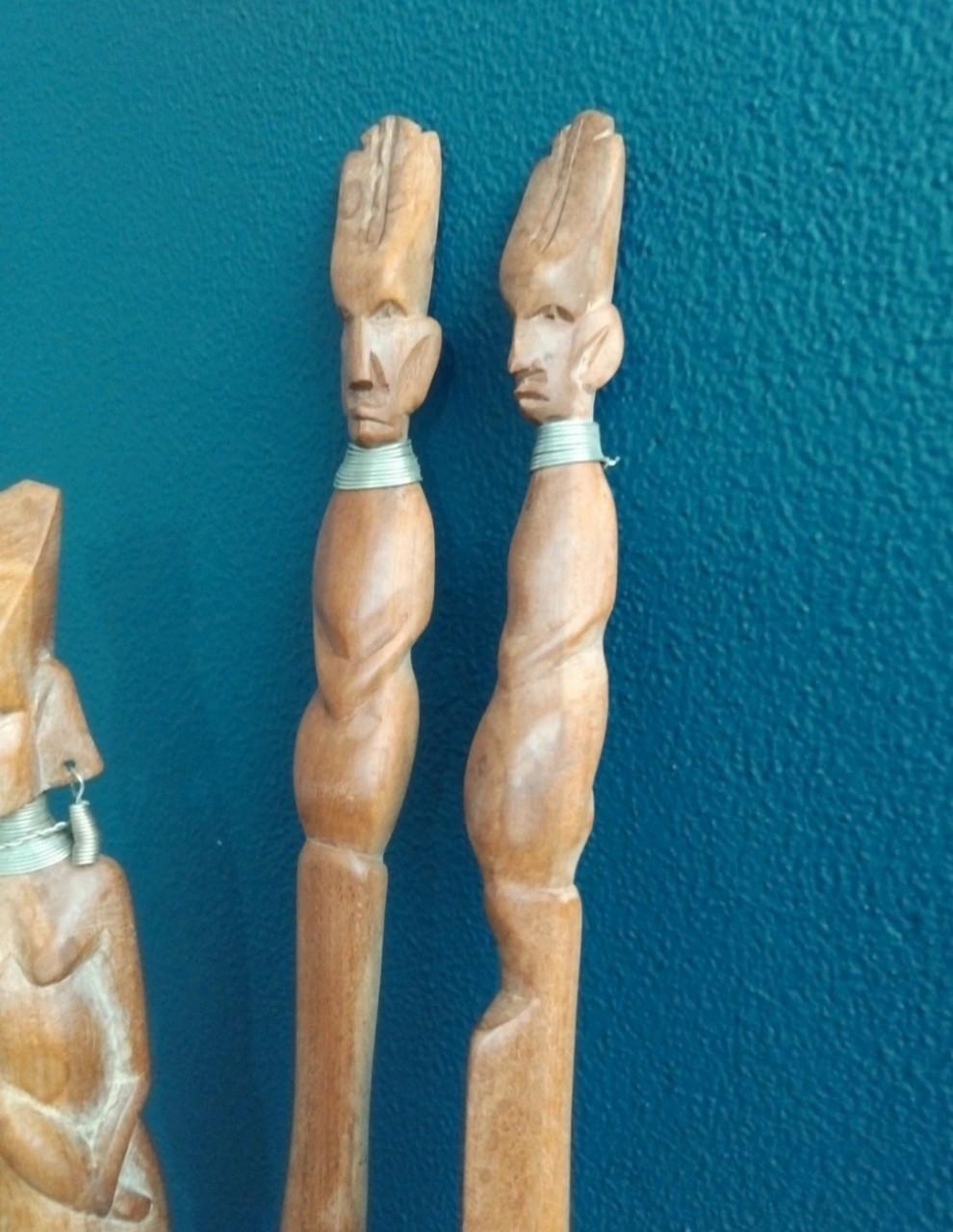 Vintage Afrikaans Houtsnijwerk