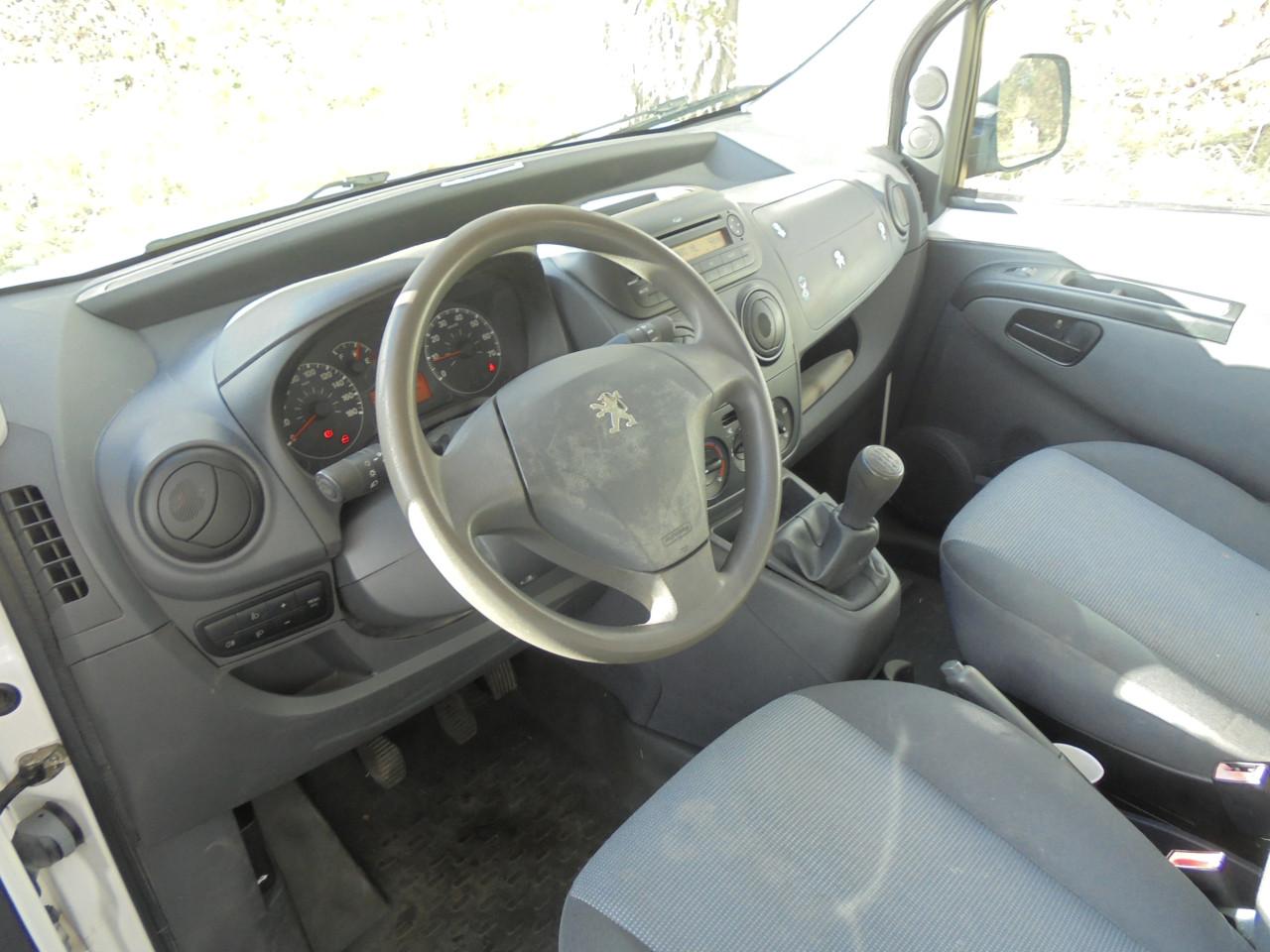 Nette Peugeot Bipper 1.4 HDi XT is binnen ook netjes uit Bwjr. 2009