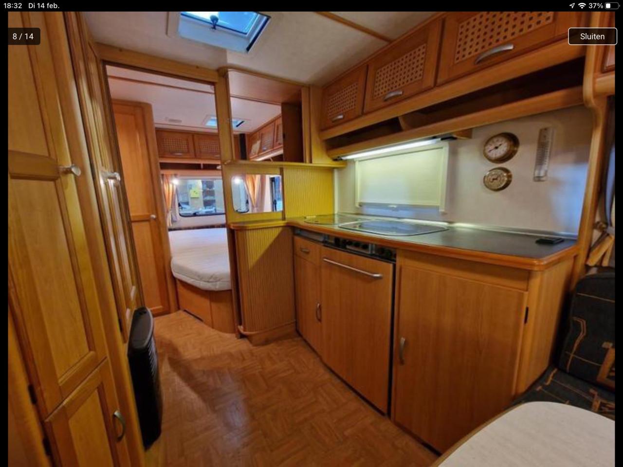 Lmc caravan