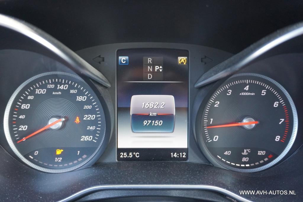 Mercedes-Benz C-Klasse 180 business solution amg automaat