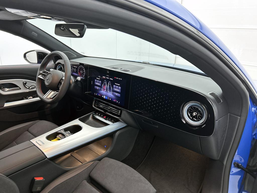 Mercedes-Benz Cla 250+ launch edition 85 kwh | multibeam led | panoramadak 