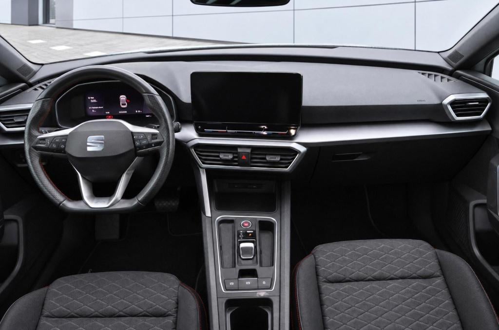 Seat Leon sportstourer 1.5 etsi fr 150pk dsg7