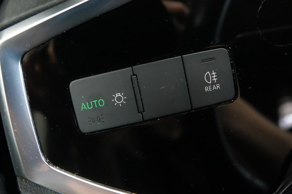 Audi Q3 40 tfsi | quattro | acc | camera | led |