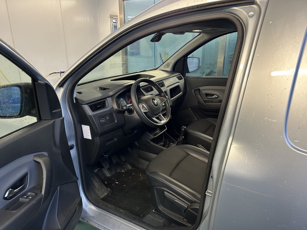 Renault Express met weinig km!