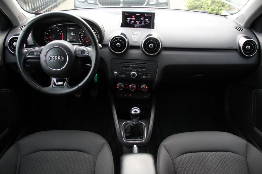 Audi A1 Sportback 1.4 tfsi s-line - stoelverwarming - parkeersensoren - 17 