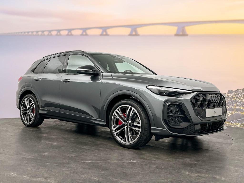 Audi Q5 s edition competition e-hybrid 270 kw / 367 pk suv