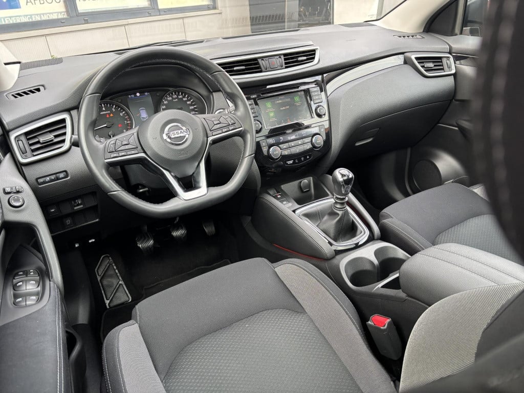 Nissan Qashqai 1.3 dig-t n-connecta design pack | trekhaak | panoramadak | 