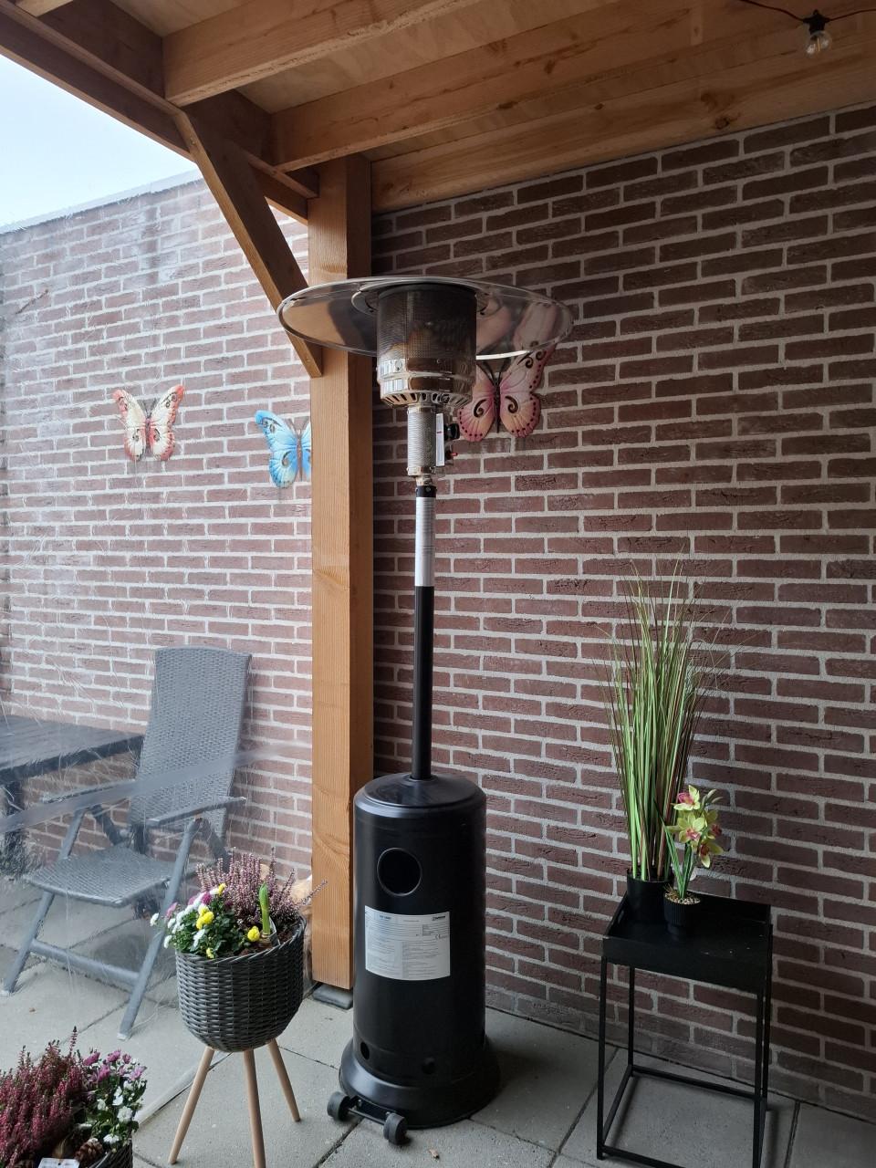 Teras verwarmer met gasfles
