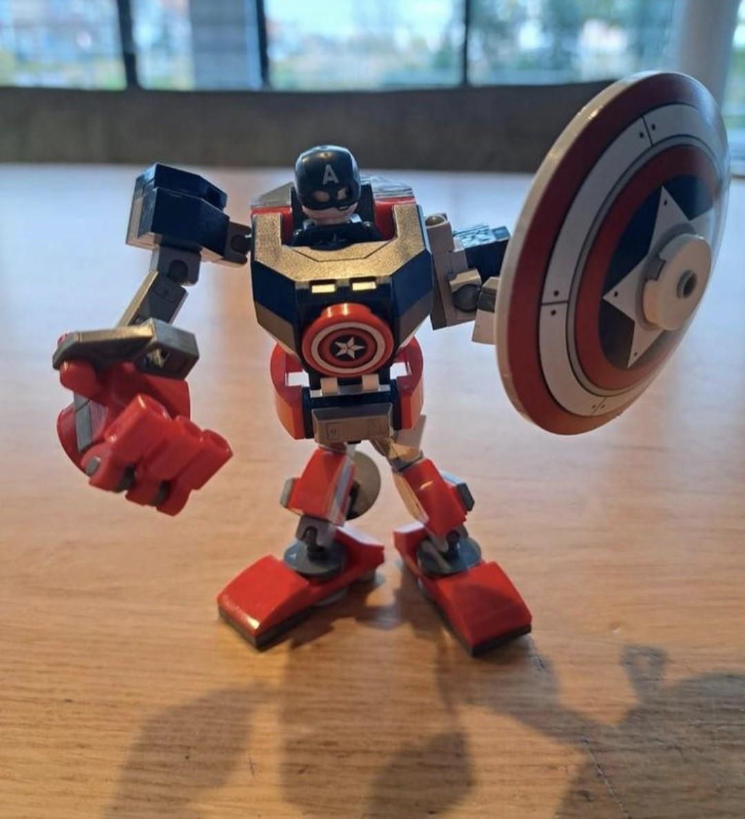 LEGO Avengers set 76168, de Captain America Mech Armoe