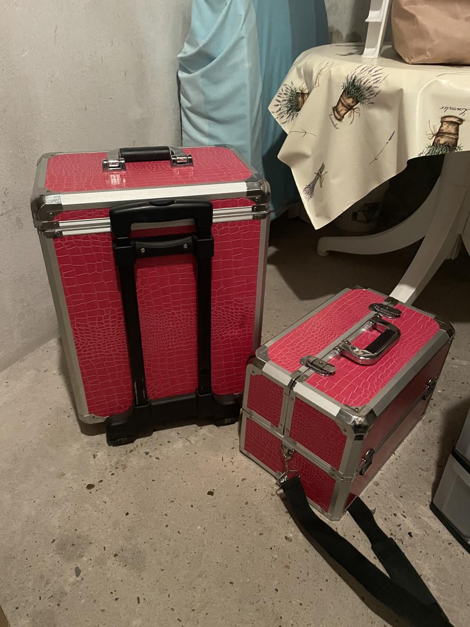 Nagelkoffer + inhoud