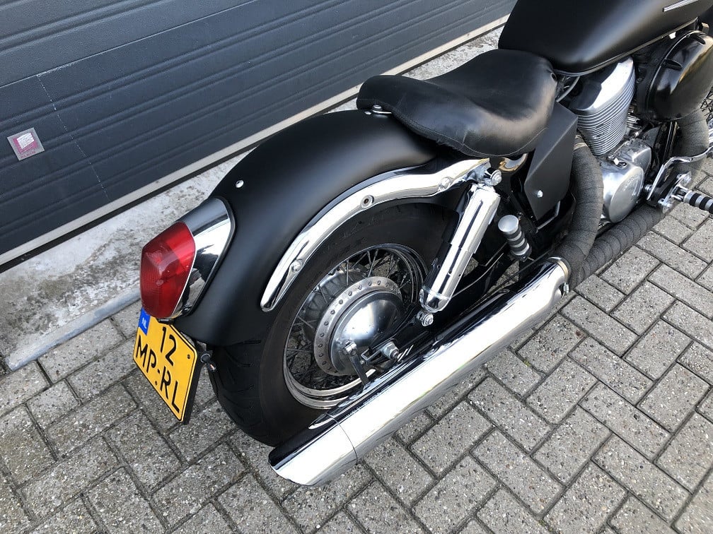 Honda VT750C2, licht verbouwde chopper uit 1997, geschikt voor A2, €2295,-