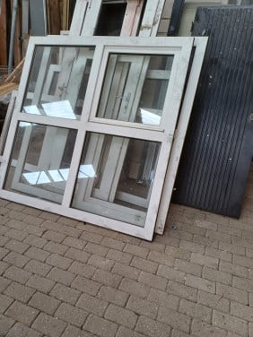 Te koop aangeboden kunststof raam/kozijn