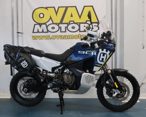 Husqvarna 901 Norden Expediton 2023 als nieuw