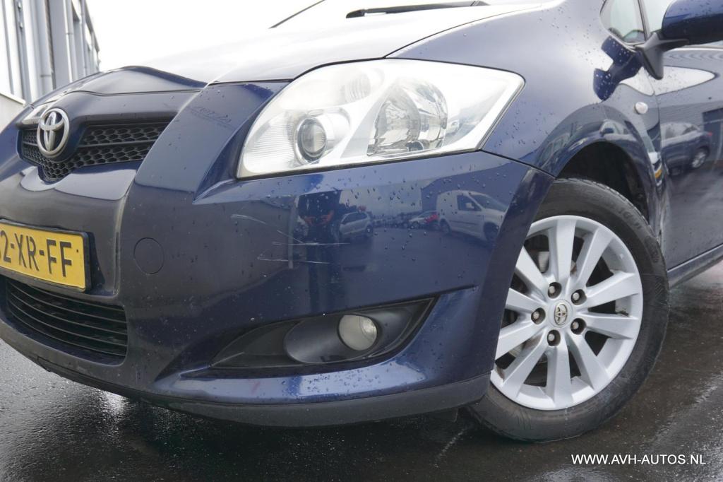 Toyota Auris 1.6-16v luna business automaat
