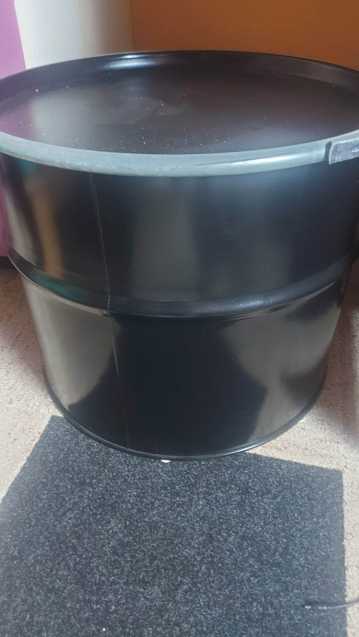 Barelking oilivat bijzettafel