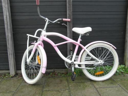 Mooie  2 cycle meisjesfiets ( 20 inch)