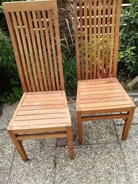 Mooie hardhouten eetkamerstoelen