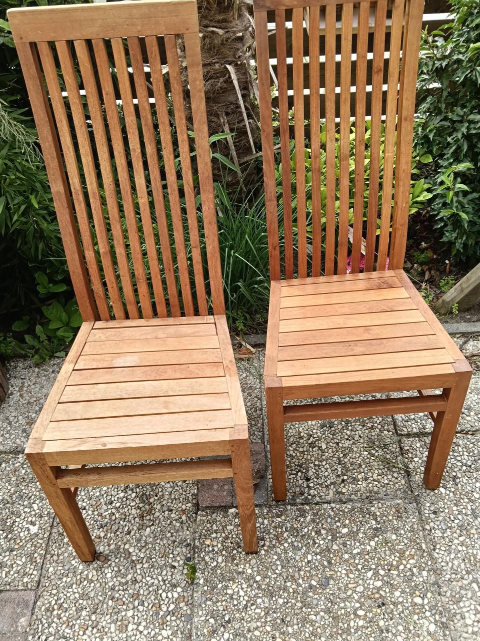 Mooie hardhouten eetkamerstoelen